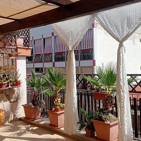 Casa-B&B Bouganville Attico 85 Mq Barletta Zewnętrze zdjęcie